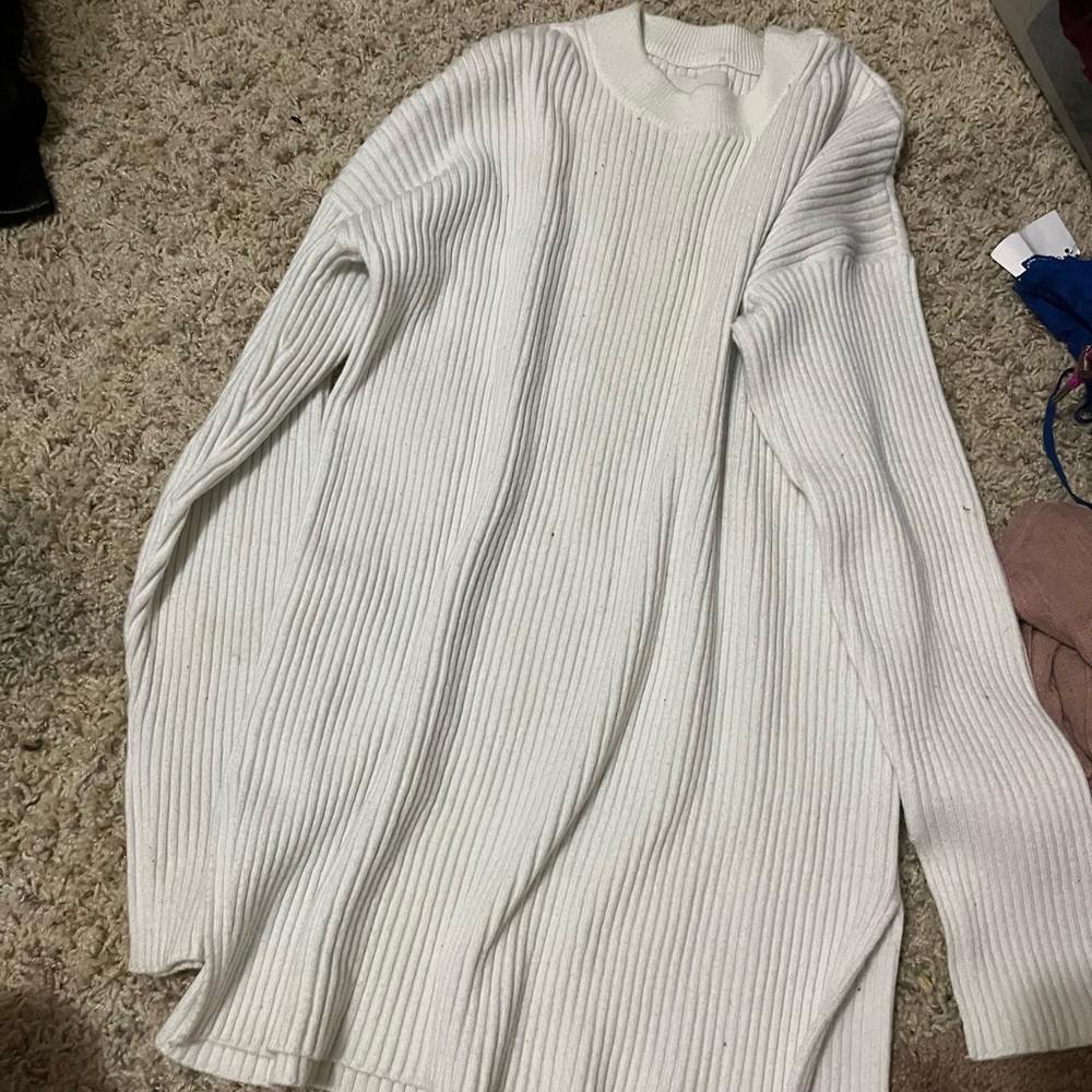 Abercrombie & Fitch White Ribbed Sweater Top